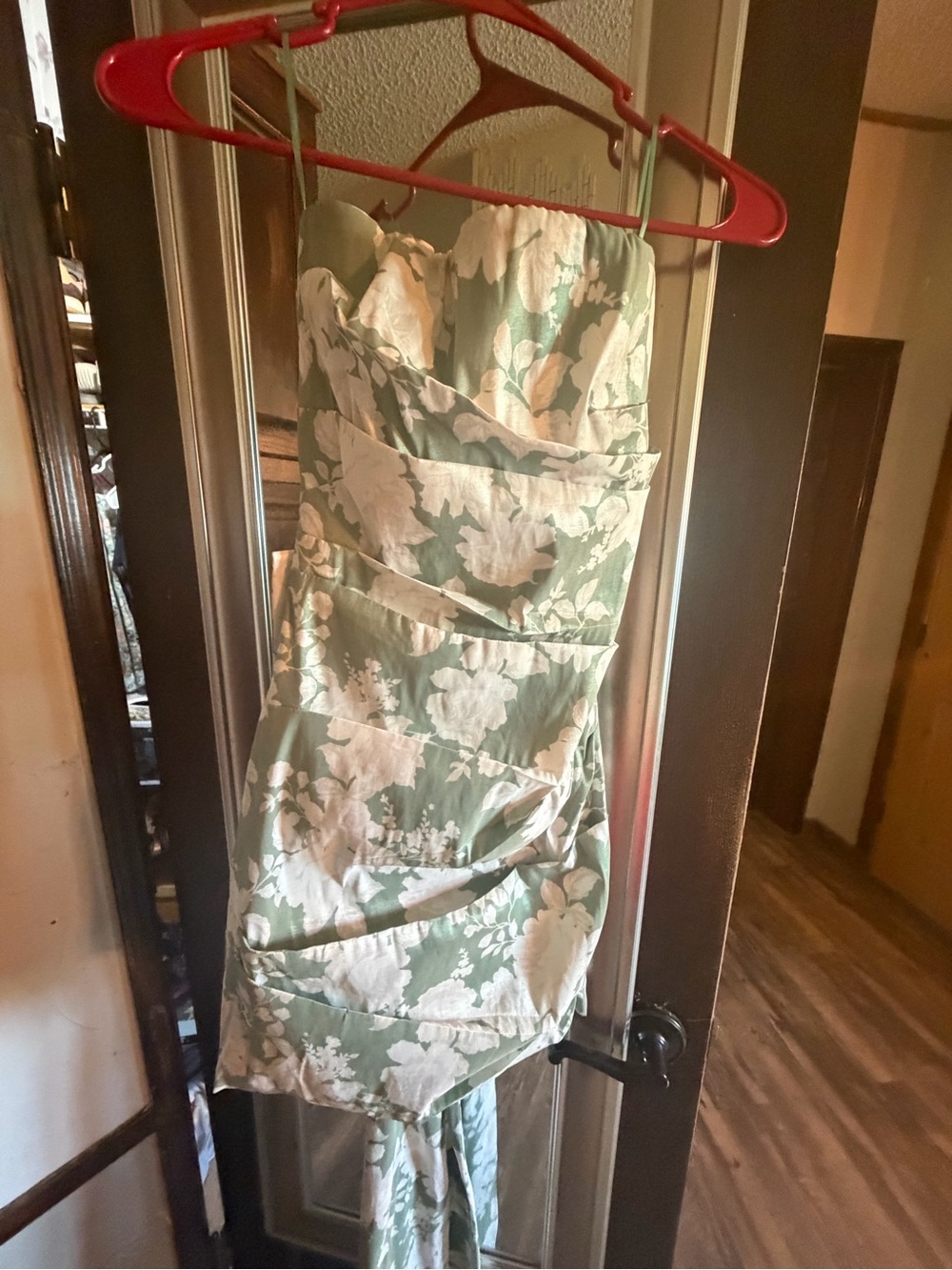 Strapless Green and White Floral formal Women’s Dress